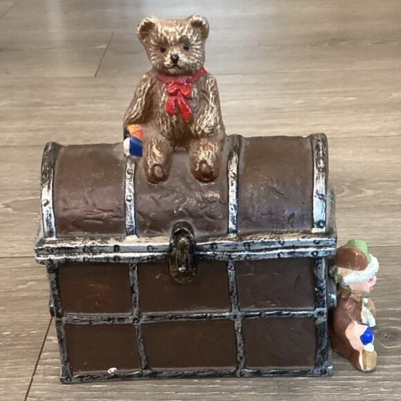 Vintage Cast Iron Door Stopper Bear Elf Jester Brown Chest Farmhouse Kids Room - Picture 1 of 12